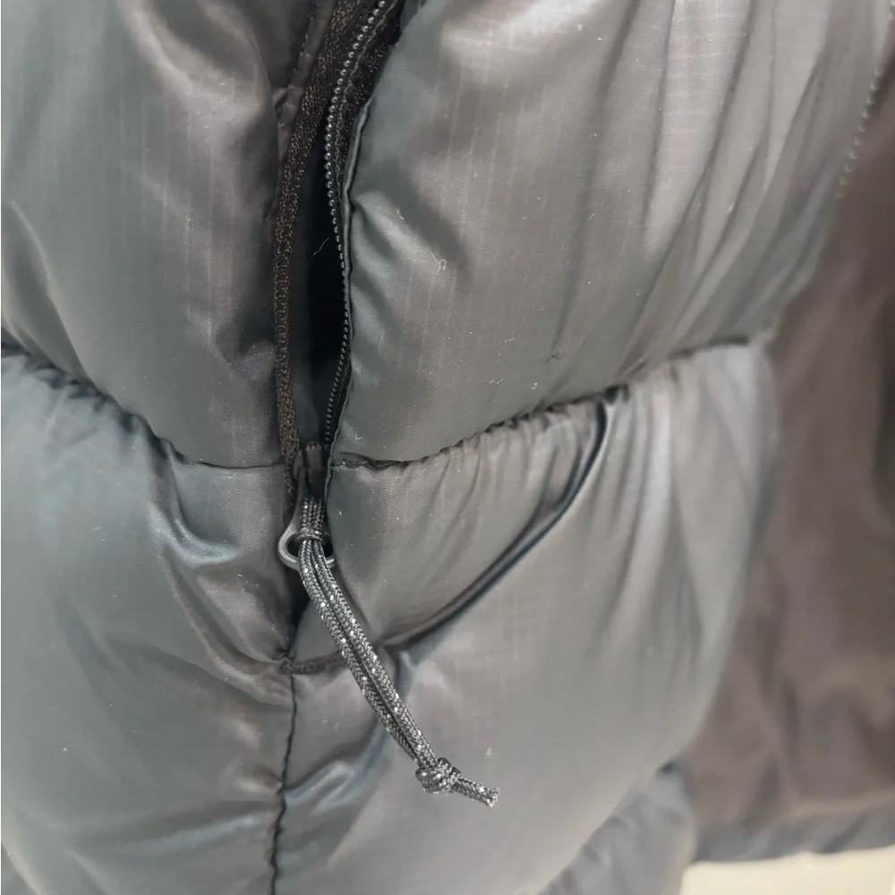 Columbia Charcoal Insulated Vest - Picture 3 of 5